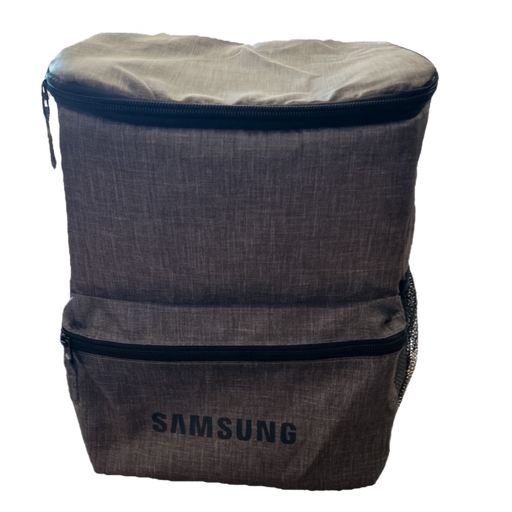Samsung Insulated Backpack Cooler – Gray, Pre-Owned - Picture 8 of 8